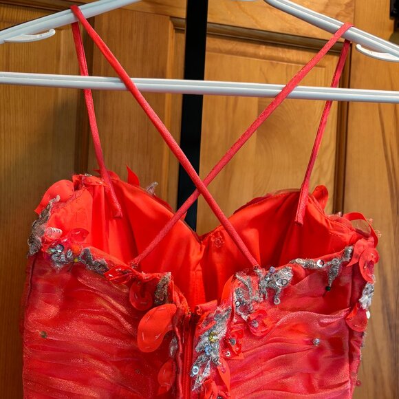 Tony Bowls Le Gala Strapless/One Shoulder/Or with Straps Formal/Prom Dress - Picture 9 of 16